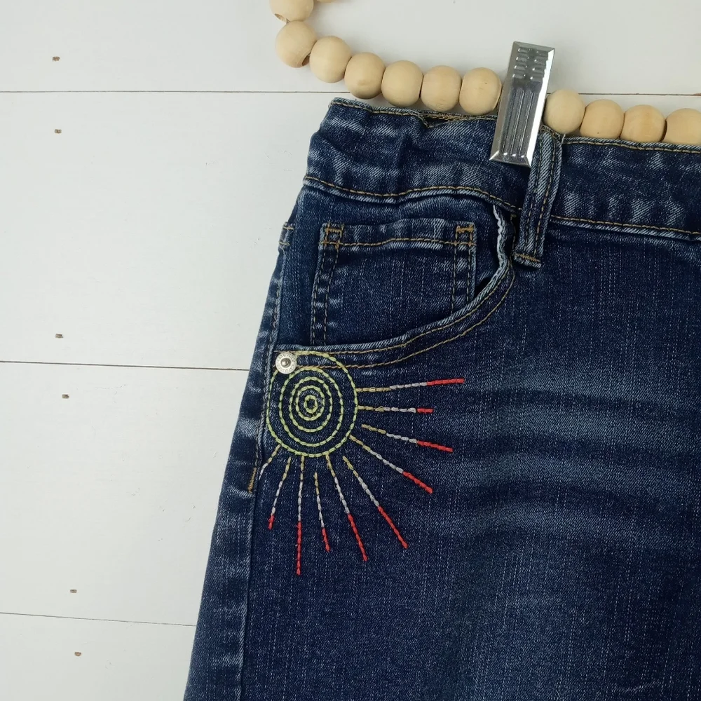 Cat & Jack girls size 14-16 dark wash denim jean shorts with fringe rainbow